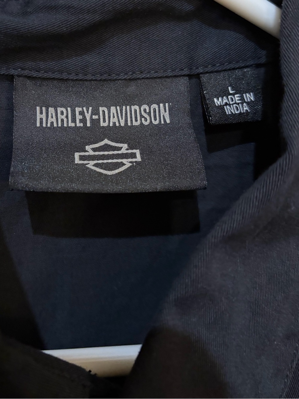 Harley-Davidson Black Frayed Sleeveless Button-Down Shirt - Picture 3 of 6